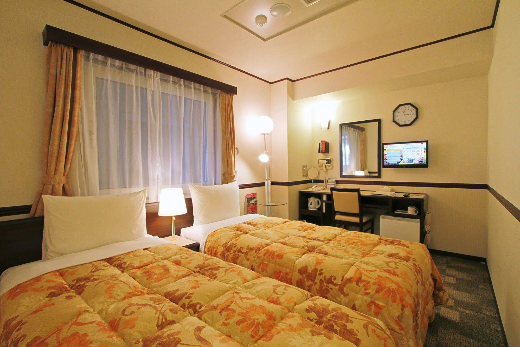 Toyoko Inn Nagoya-Eki Sakuradori-Guchi Honkan מראה חיצוני תמונה