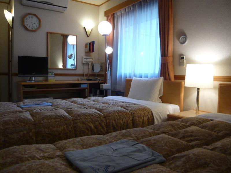 Toyoko Inn Nagoya-Eki Sakuradori-Guchi Honkan מראה חיצוני תמונה