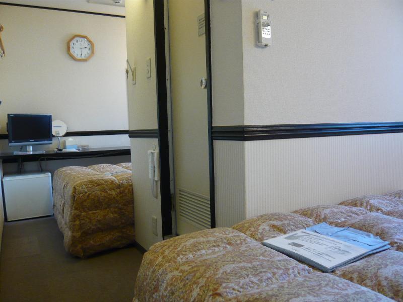 Toyoko Inn Nagoya-Eki Sakuradori-Guchi Honkan מראה חיצוני תמונה